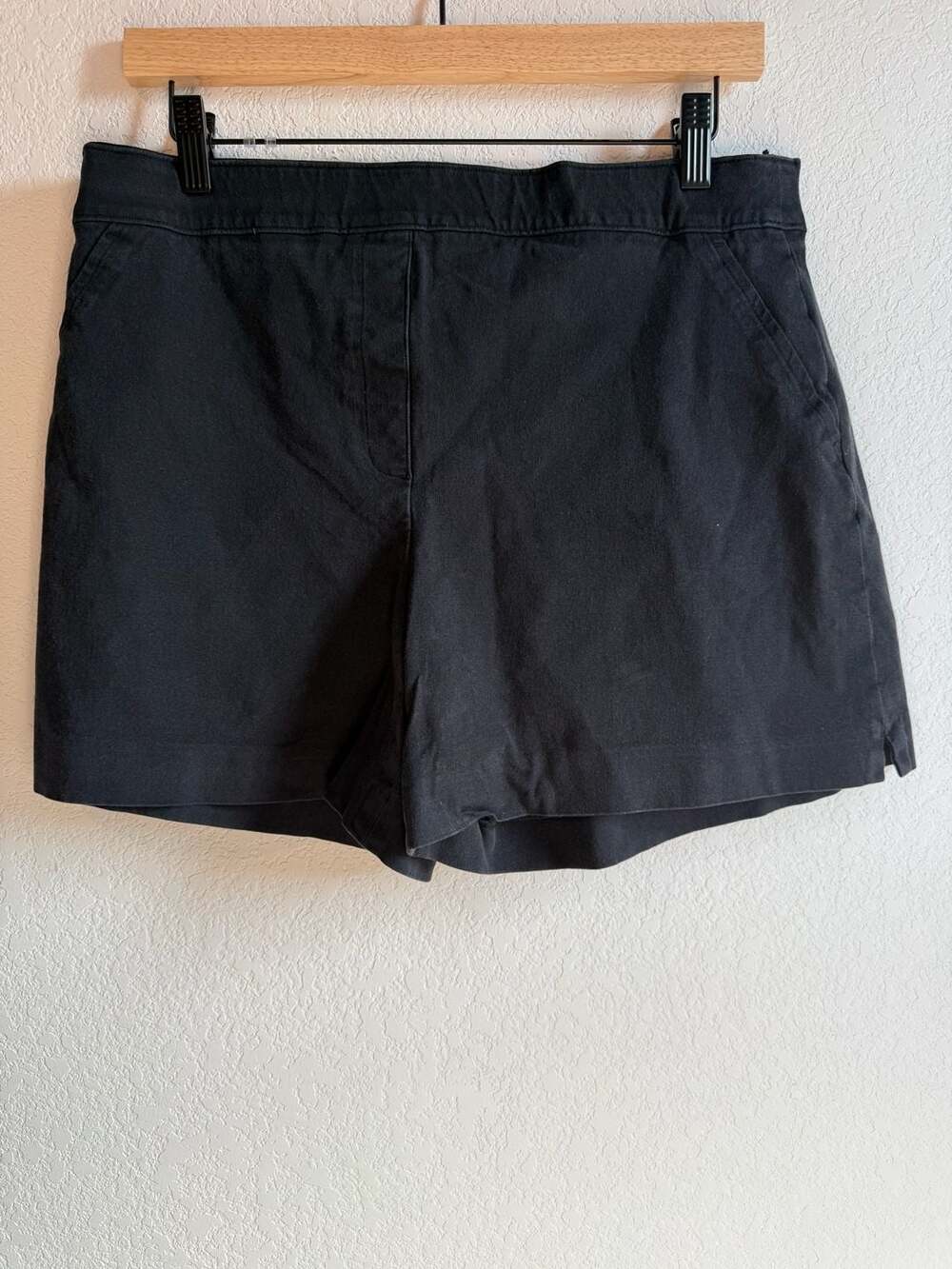 Spanx Stretch Twill Shorts with Shaping Charcoal Color Large
